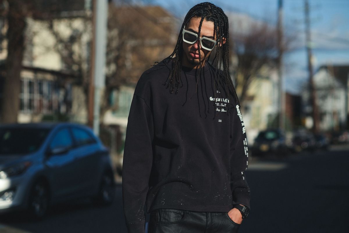 Gunzinii - Rhinestone flames Crew Sweatshirt - BLACK - GZ547