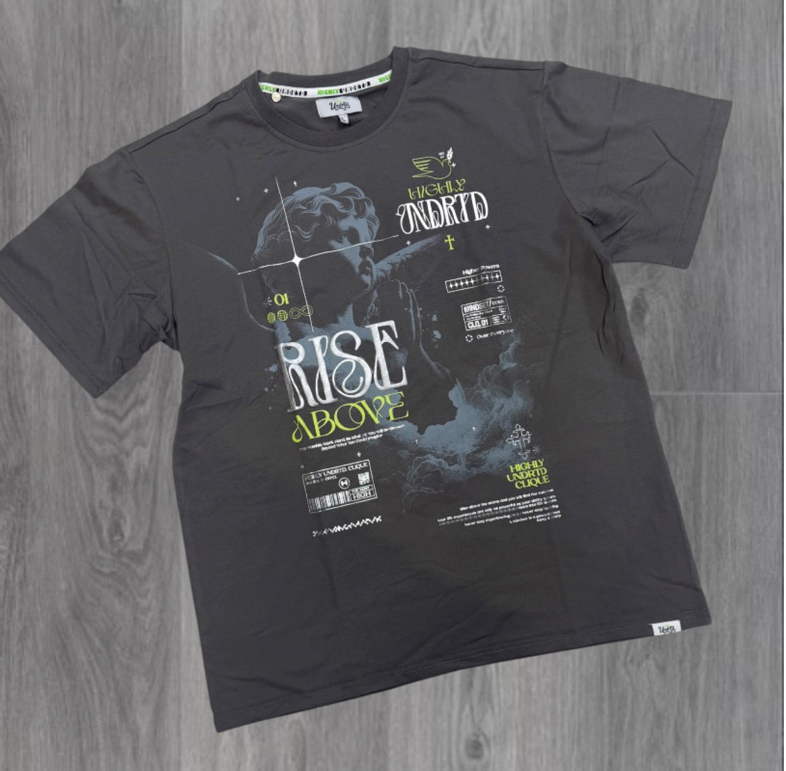 UNDRTD - Rise Above T-shirt - Pew - 6100 A