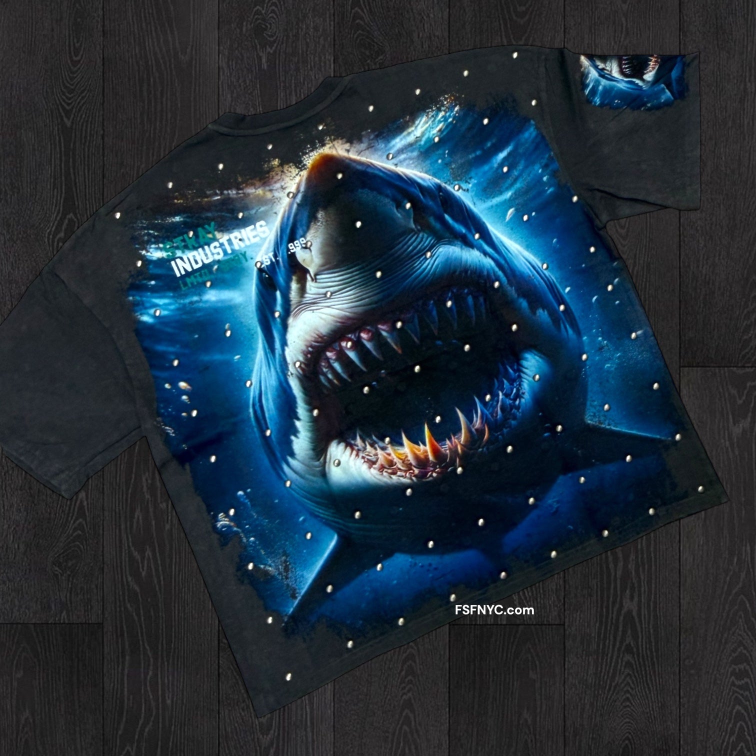 Stray - The Shark T-shirt - Charcoal - 1709