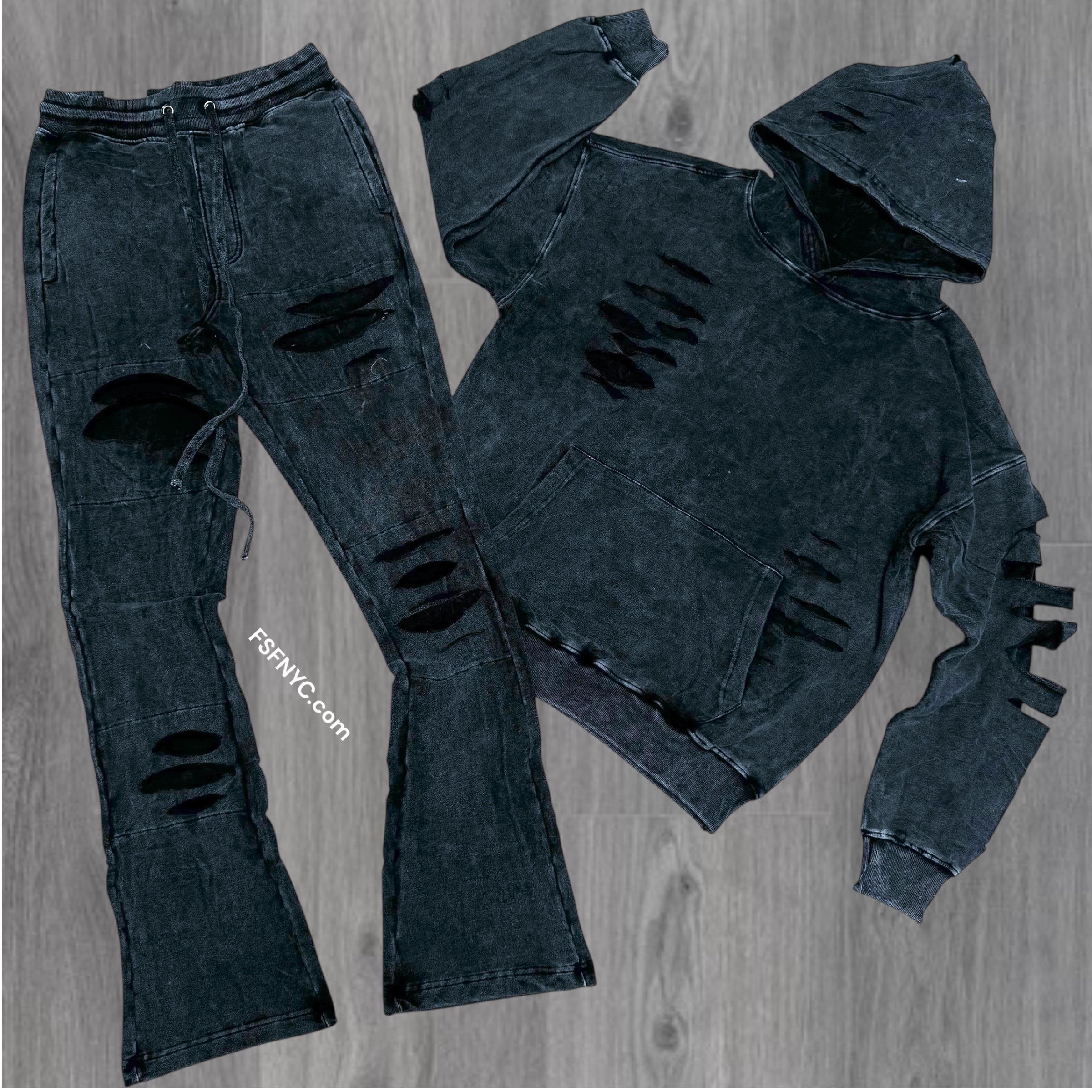 Rebel - STACKED RIPPED ACID WASH SWEATSUIT - Black - 312-412