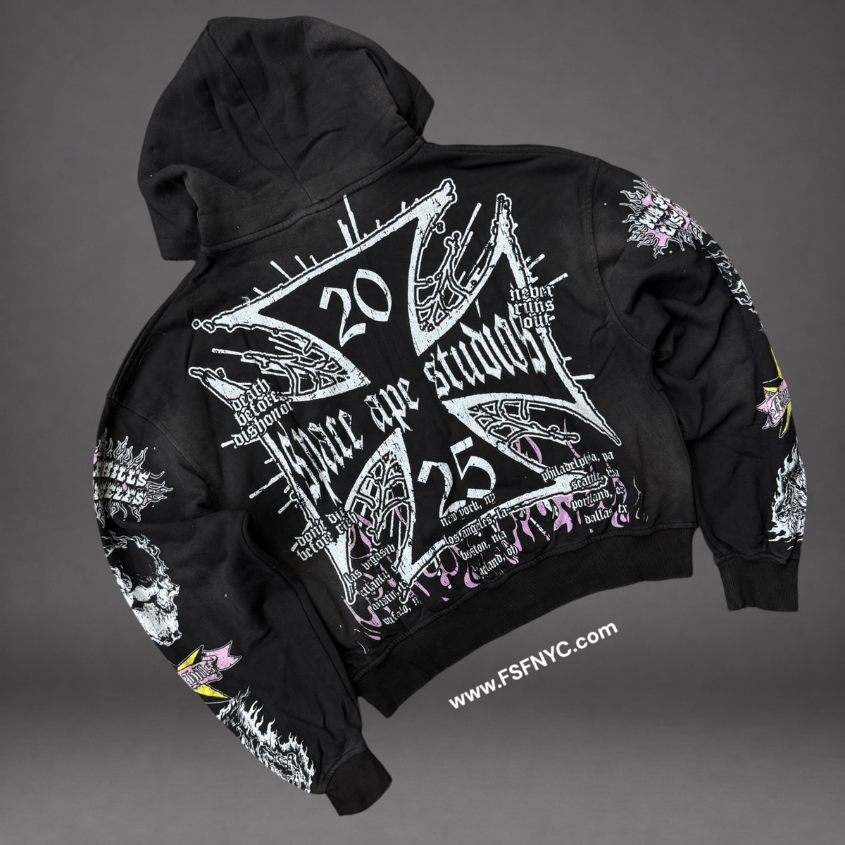 Space - Skull Spikes Hoodie - Black SP01