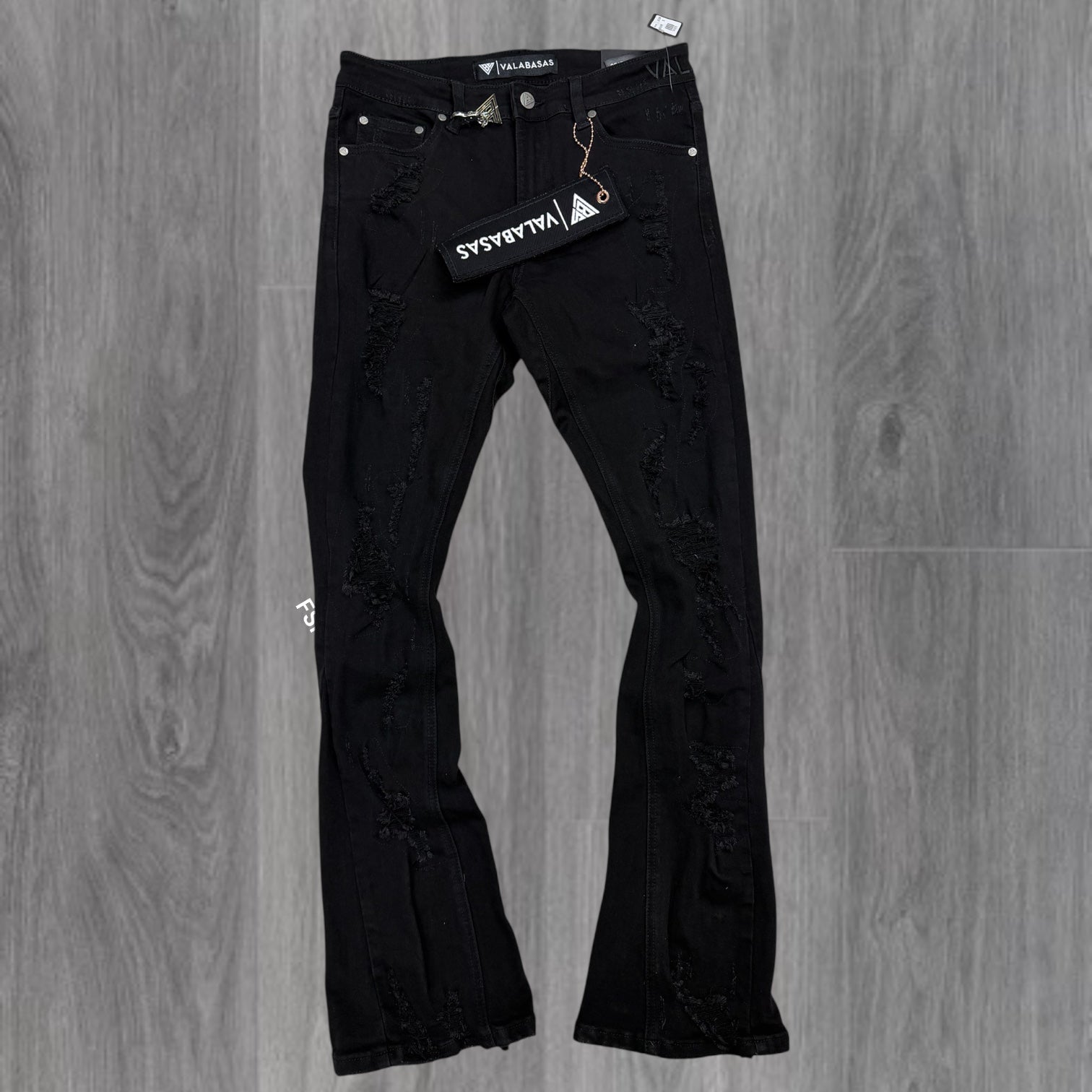 Valabasas - Stacked Steeltoe Diatress Denim - Black. 1090