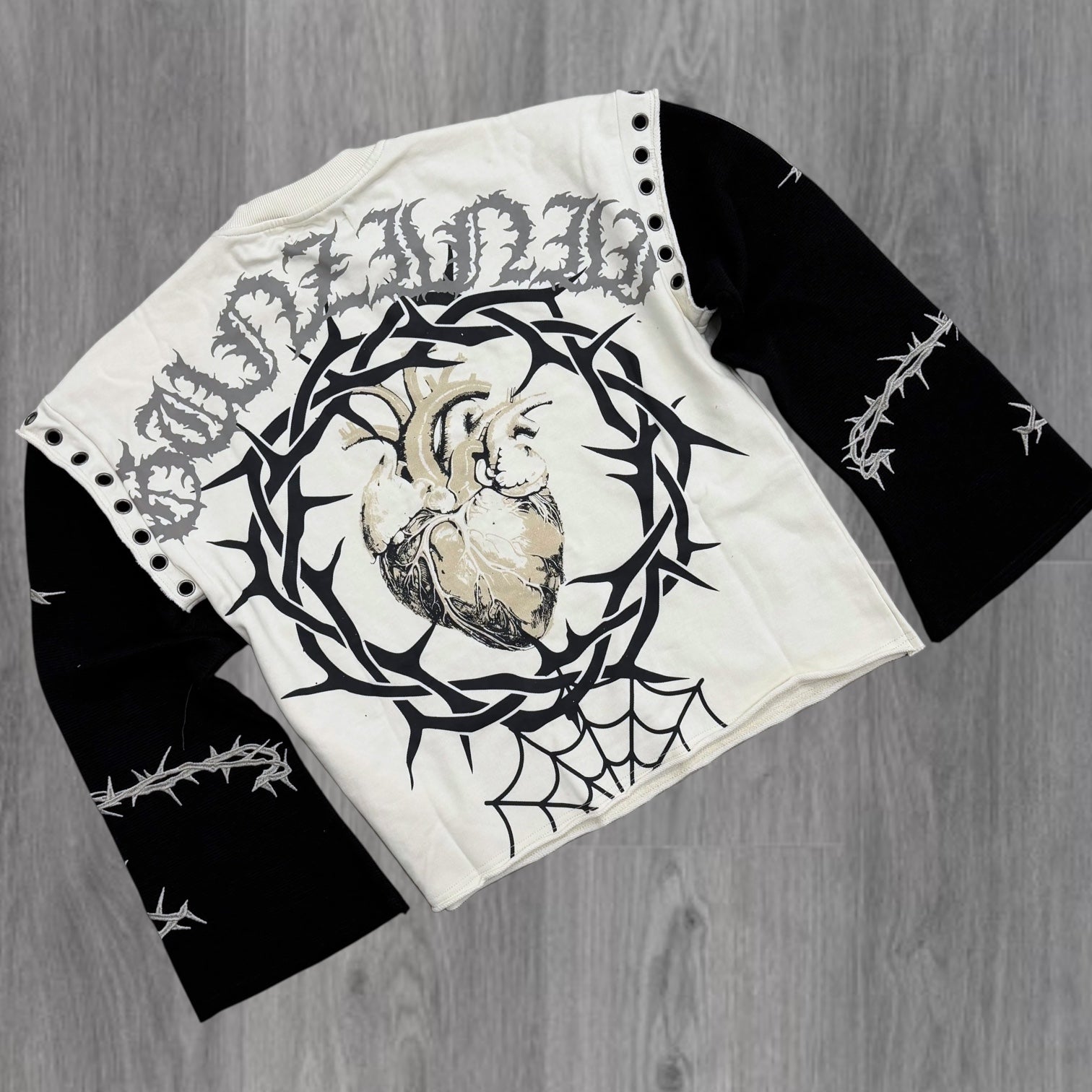 Gunzini - Dark Heart Crew Top - Sand - Gz797 zi