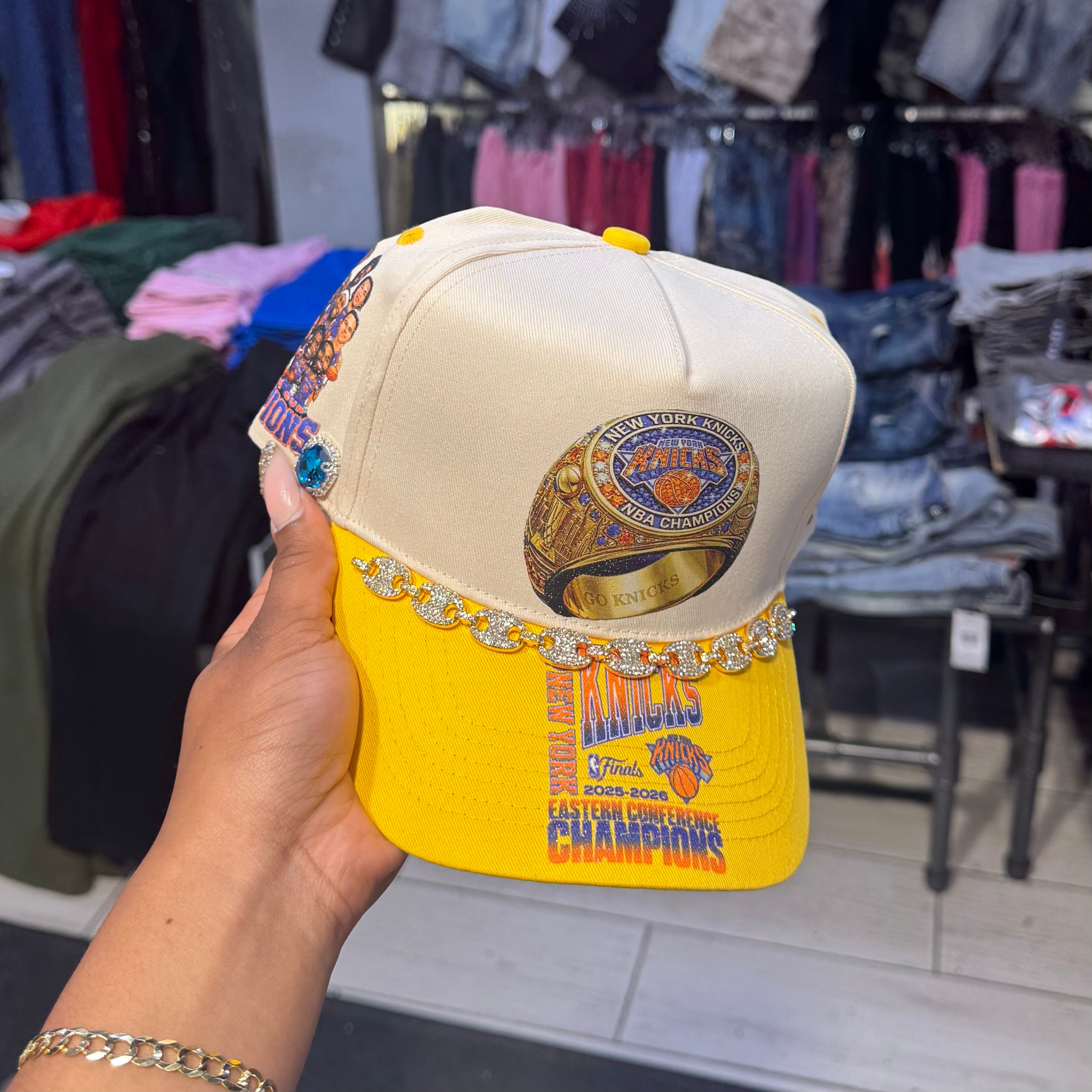 NY KNICKS - CHAMPION TRUCKER Yellow
