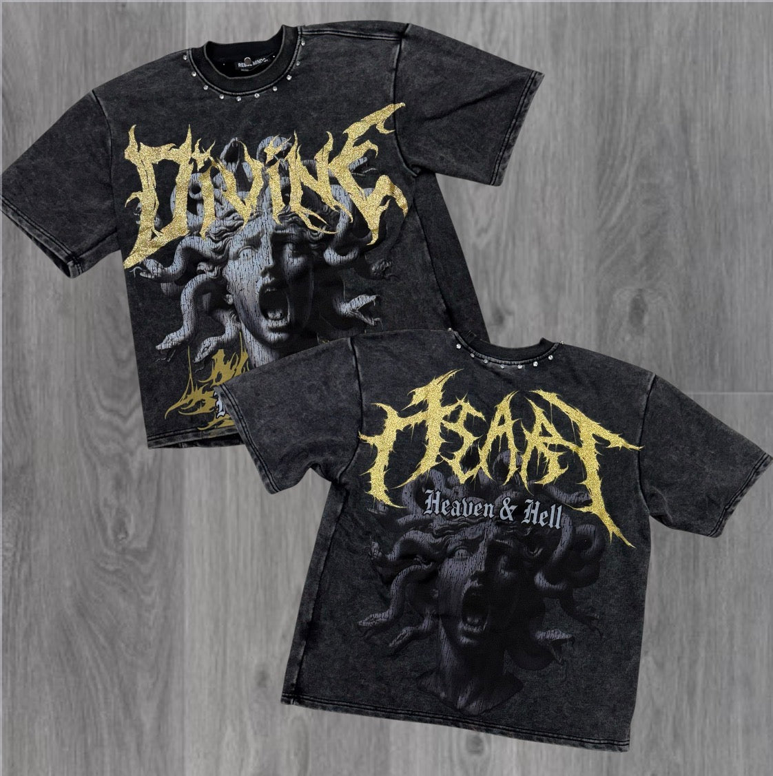 Divine Medusa T-shirt - Black - 11131