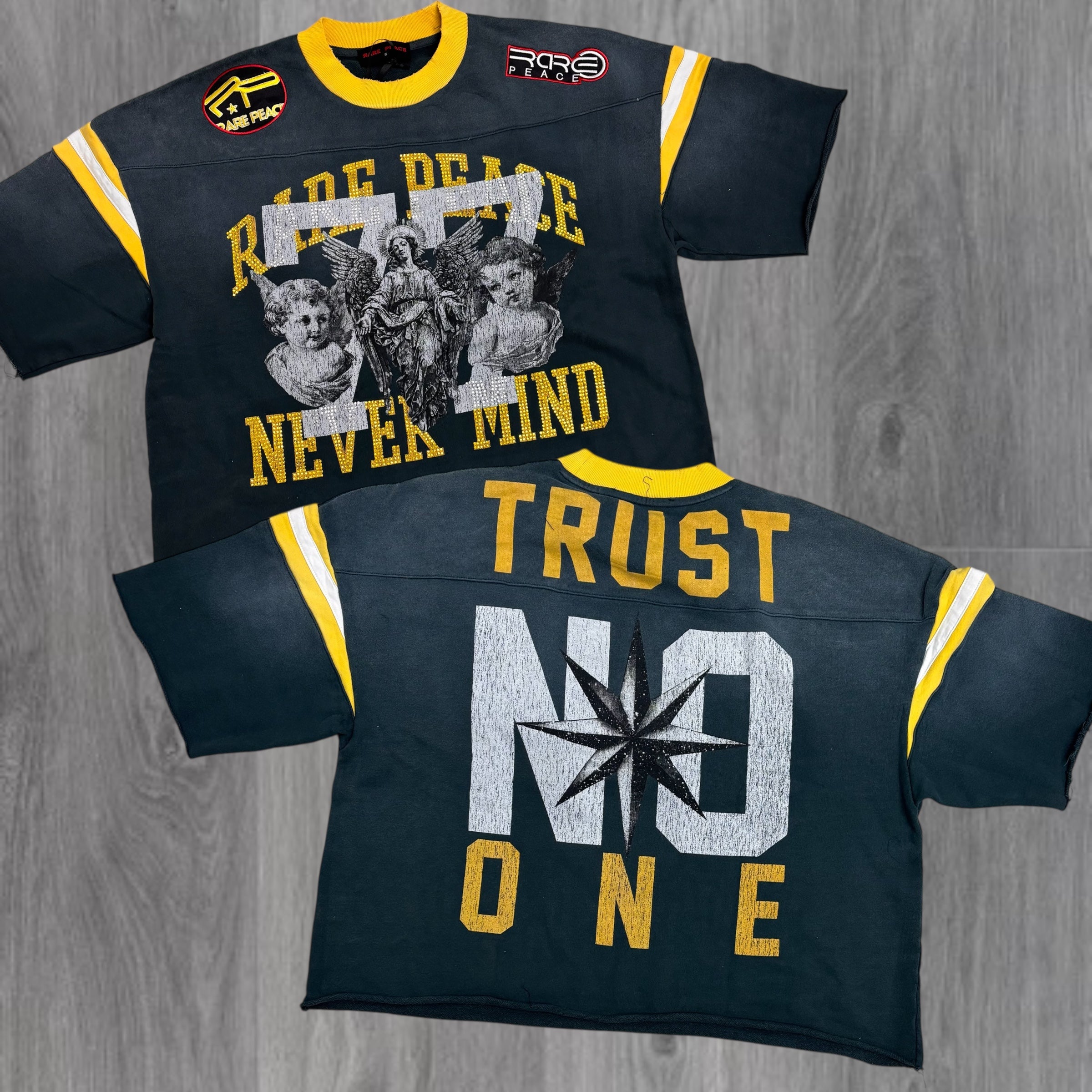 RARE PEACE - Never Mind Tee - Pine - 5066