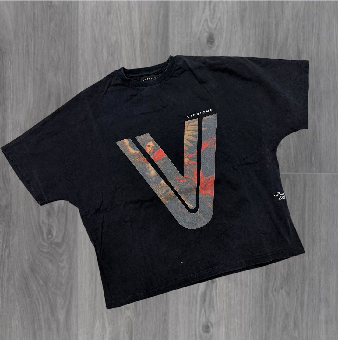 VR -Classic V T-shirt - Black 2039