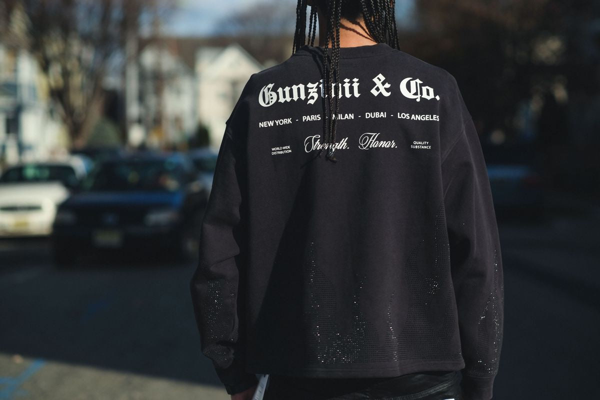 Gunzinii - Rhinestone flames Crew Sweatshirt - BLACK - GZ547