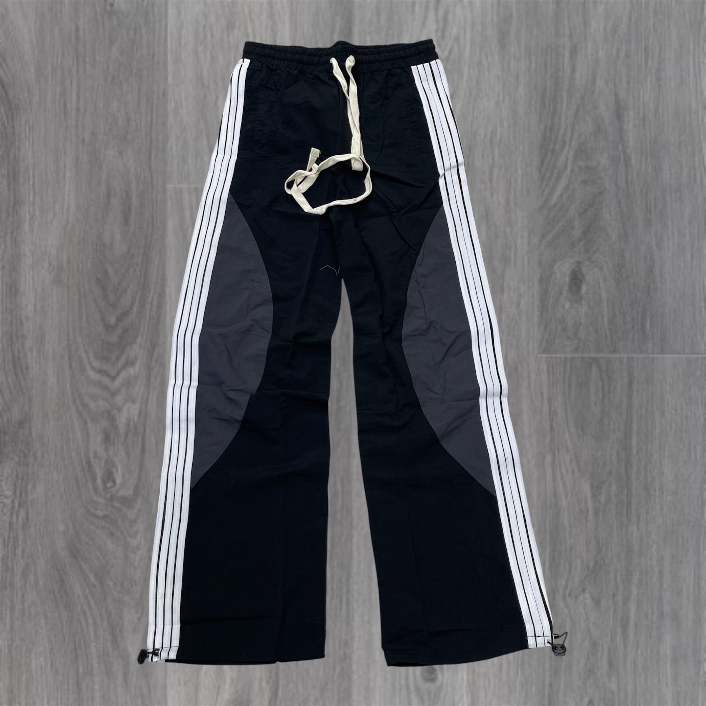 Baruda - Stripe Circle Windbreaker Pants Black/Grey - 2026