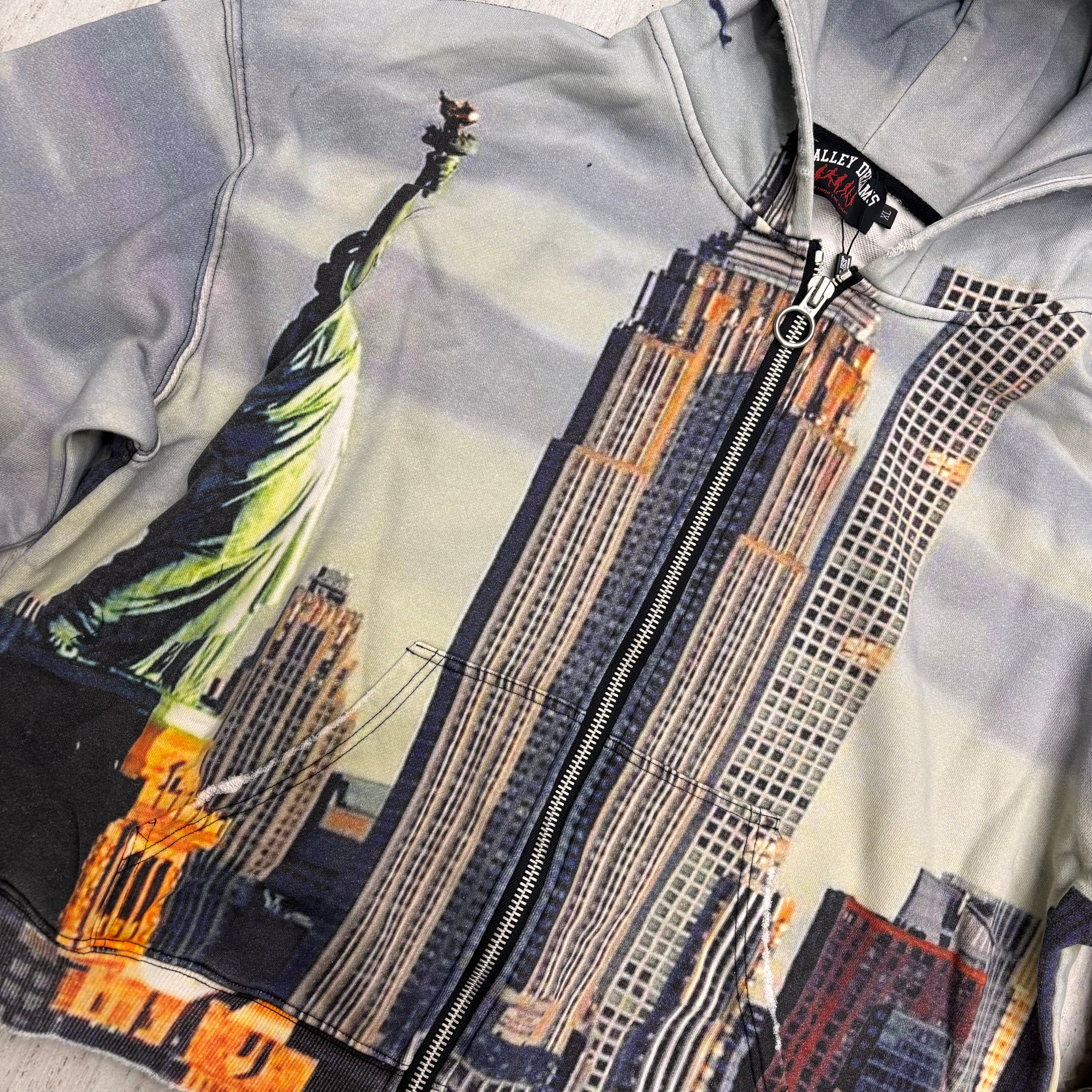 Valley Dreams - NYC Skyline Hoodie