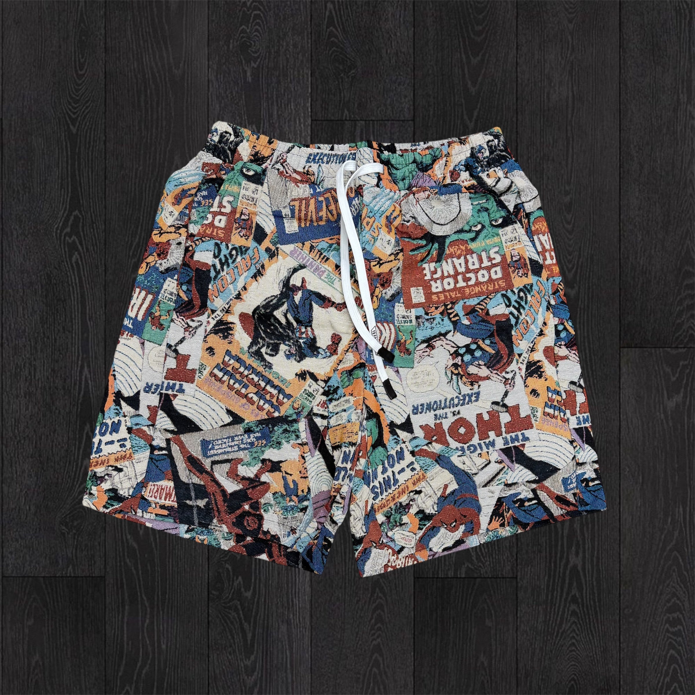 TT Comic Tapestry Shorts - Ecru