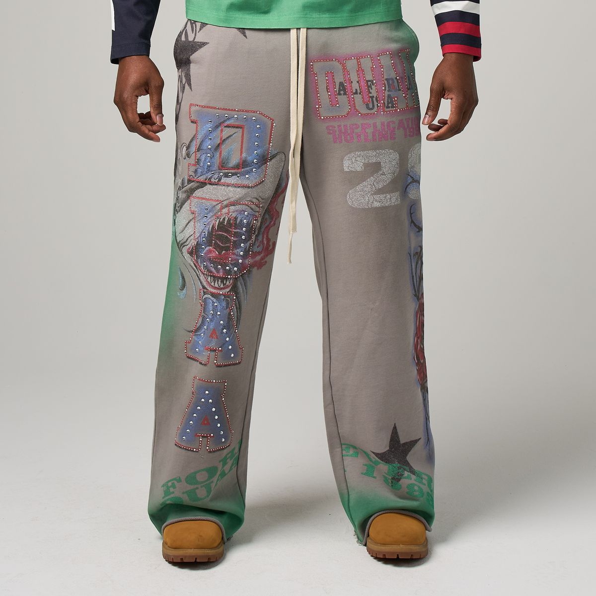 DUAA - Flare Fit Jaws sweat Pants -