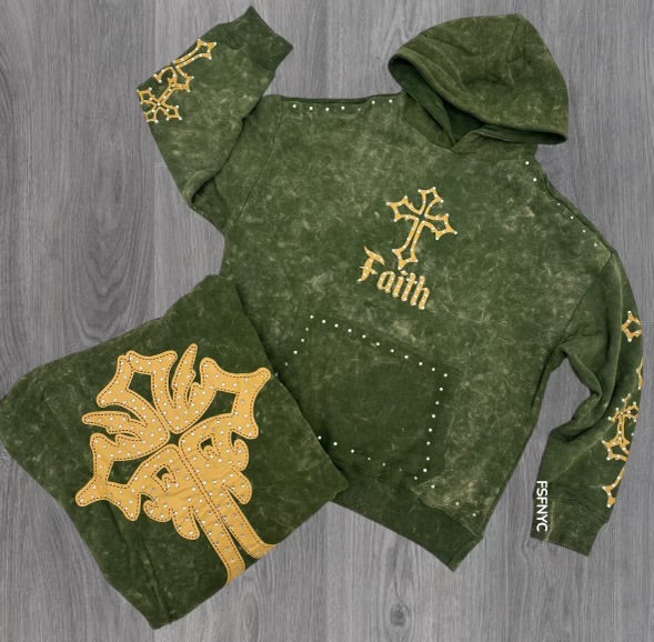 REBEL - FAITH STUDS HOODIE - OLIVE- 370