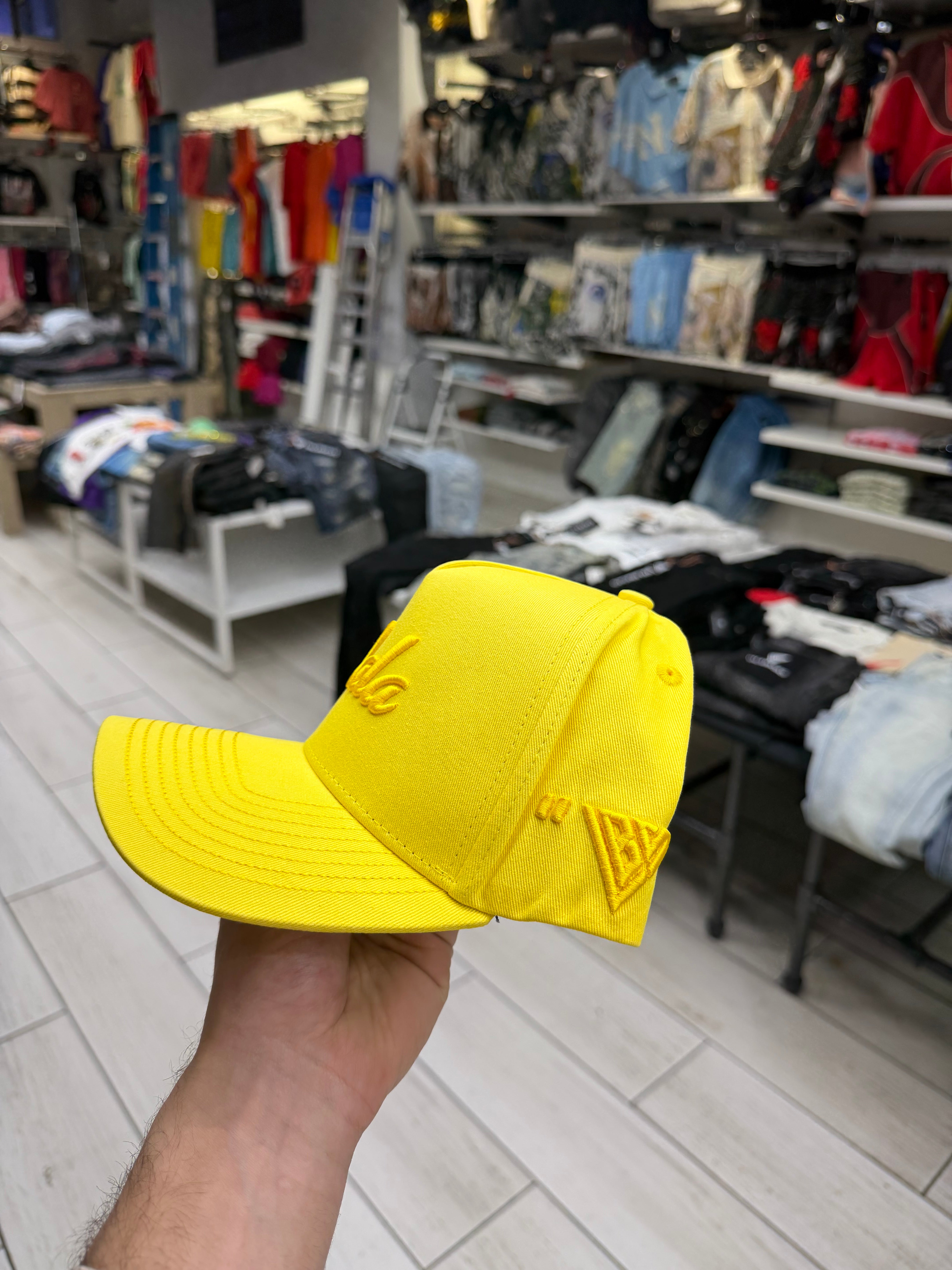 Valabasas Essential Trucker Hat - Yellow