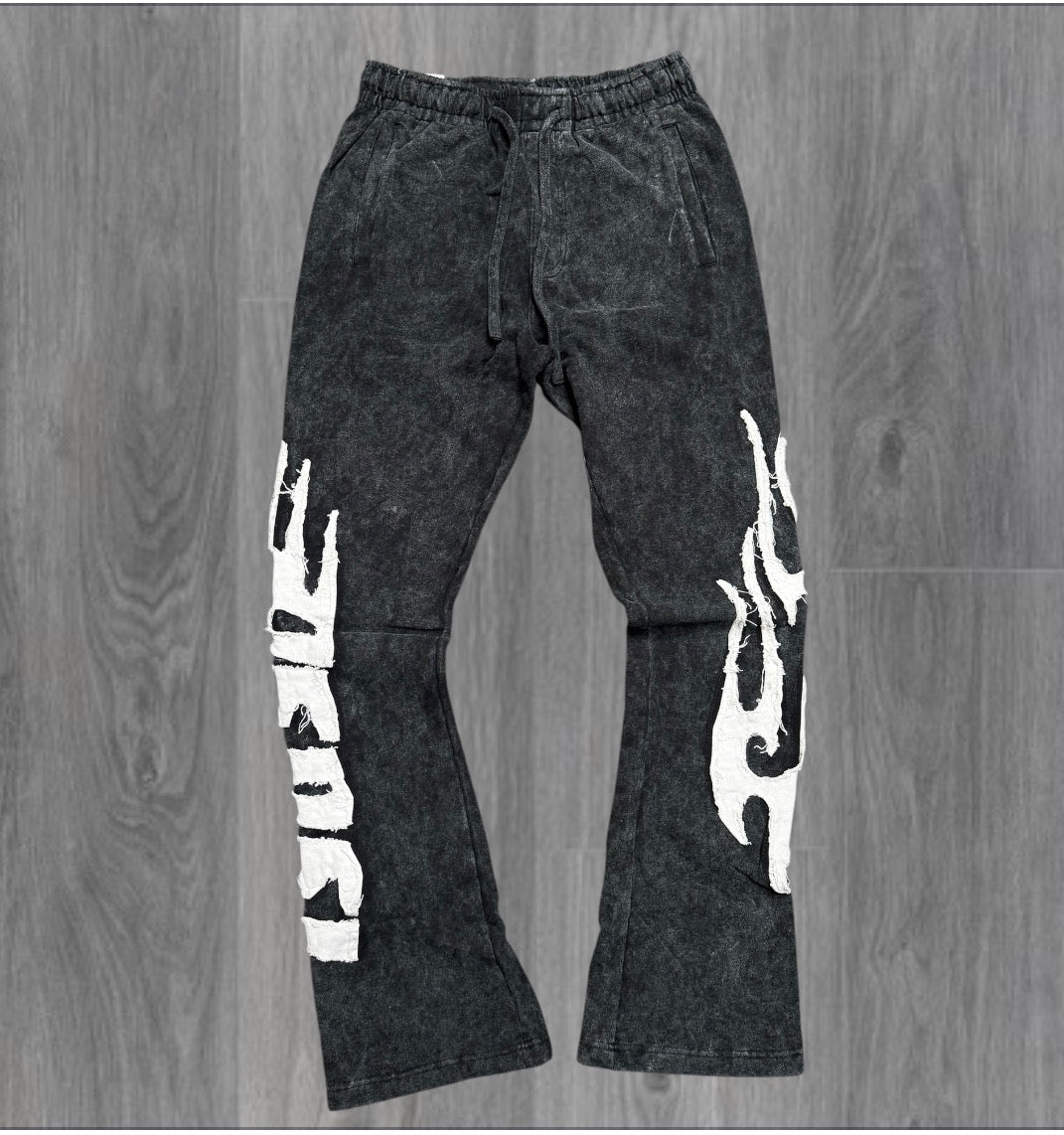Rebel - Stacked Sweat Pants Flames - Black - 407