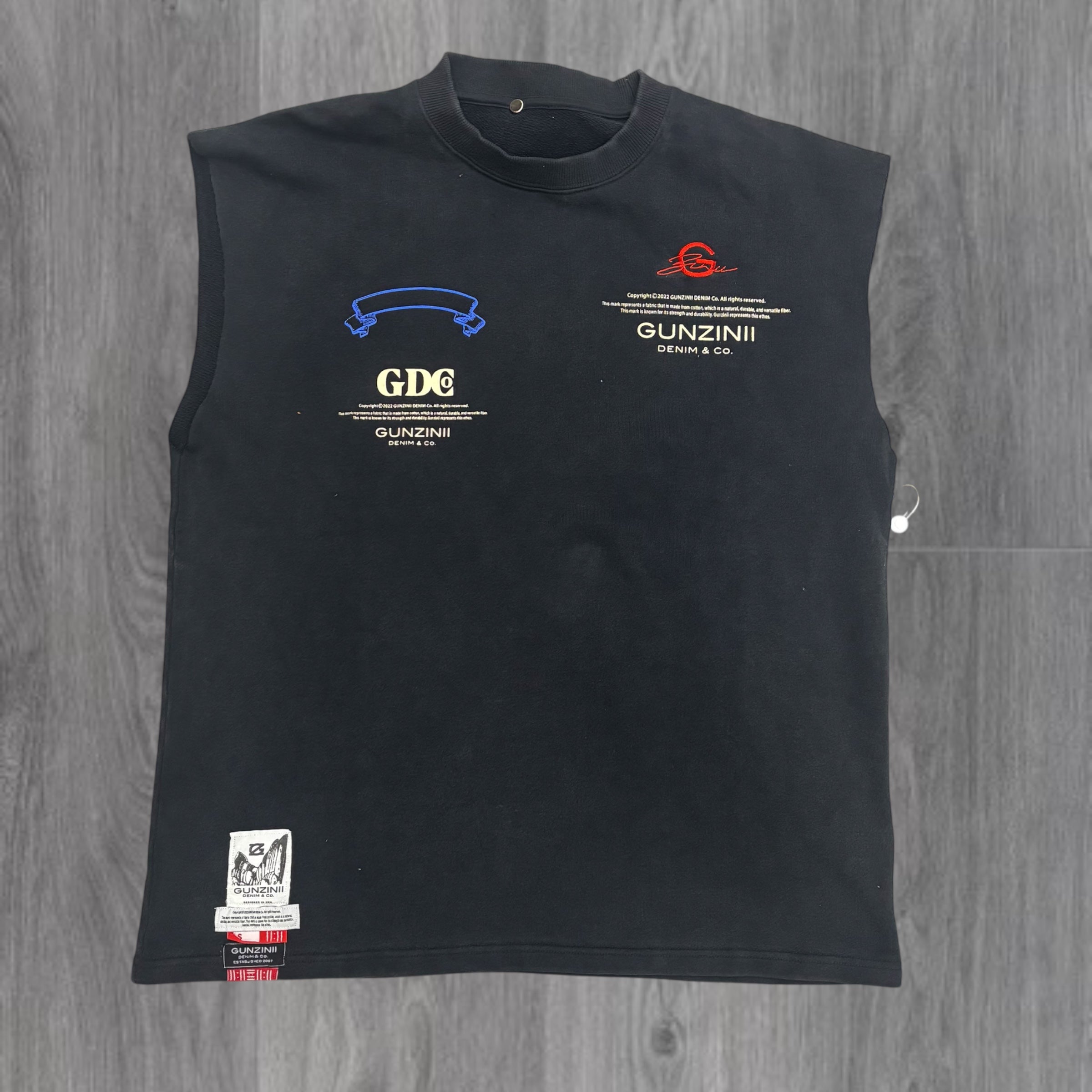 Gunzinii Sleeveless T-shirt Black GZ559