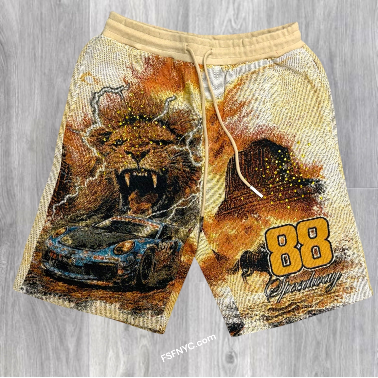 MJSTK- Shorts Tapestry Winners - Eggshell - 2643