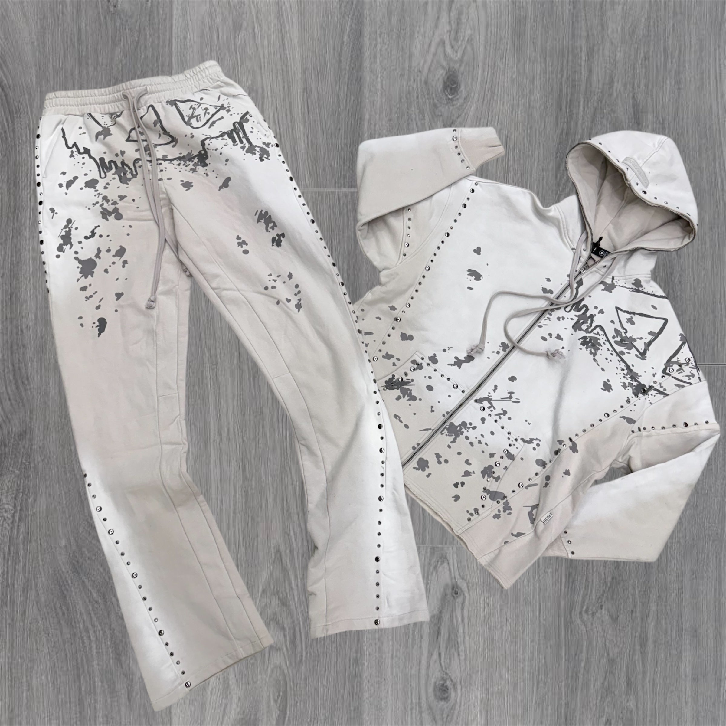 HDSN - Stacked Peace  Sweat Suit - Grey - 635