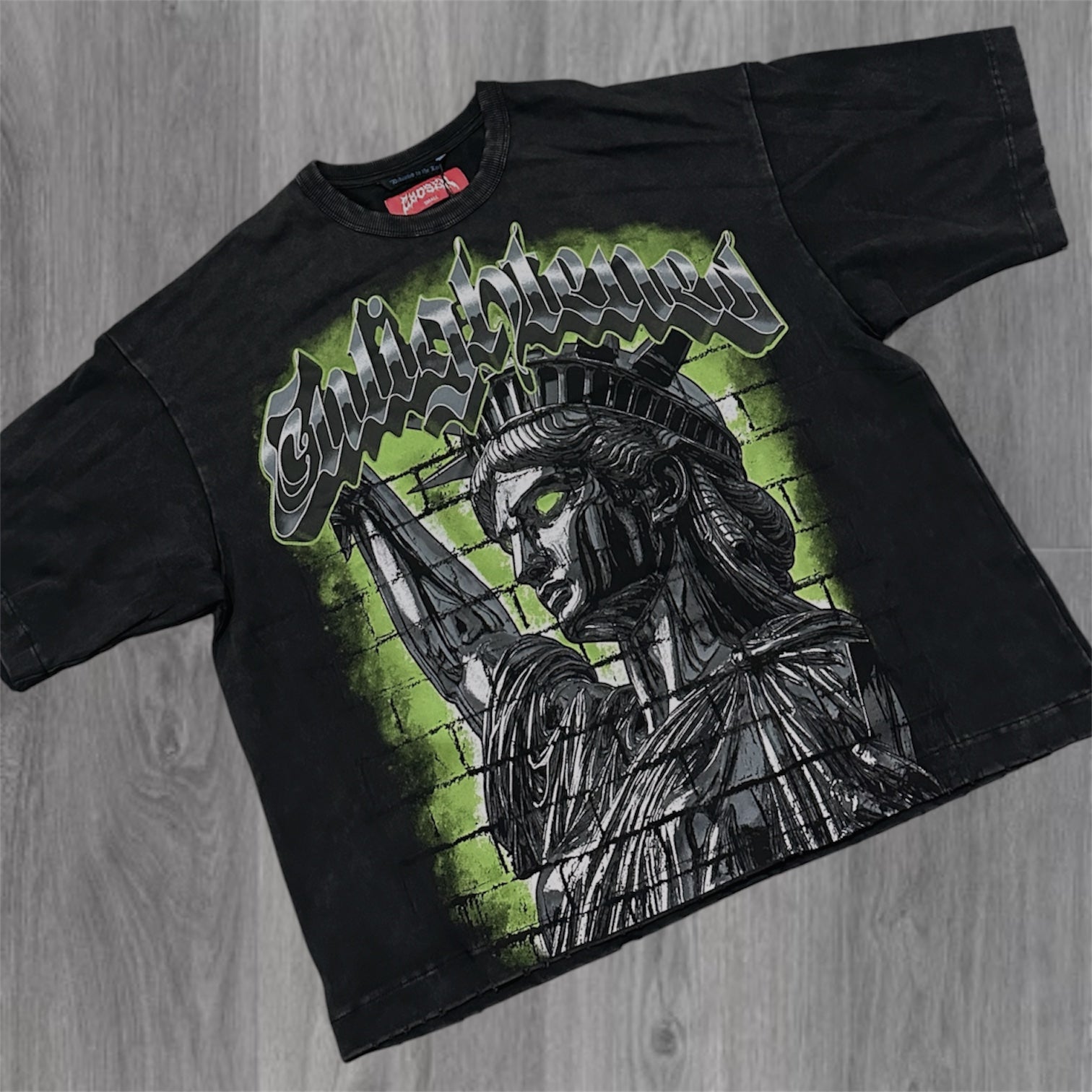 Still Standing High T-shirt - Black - 6111