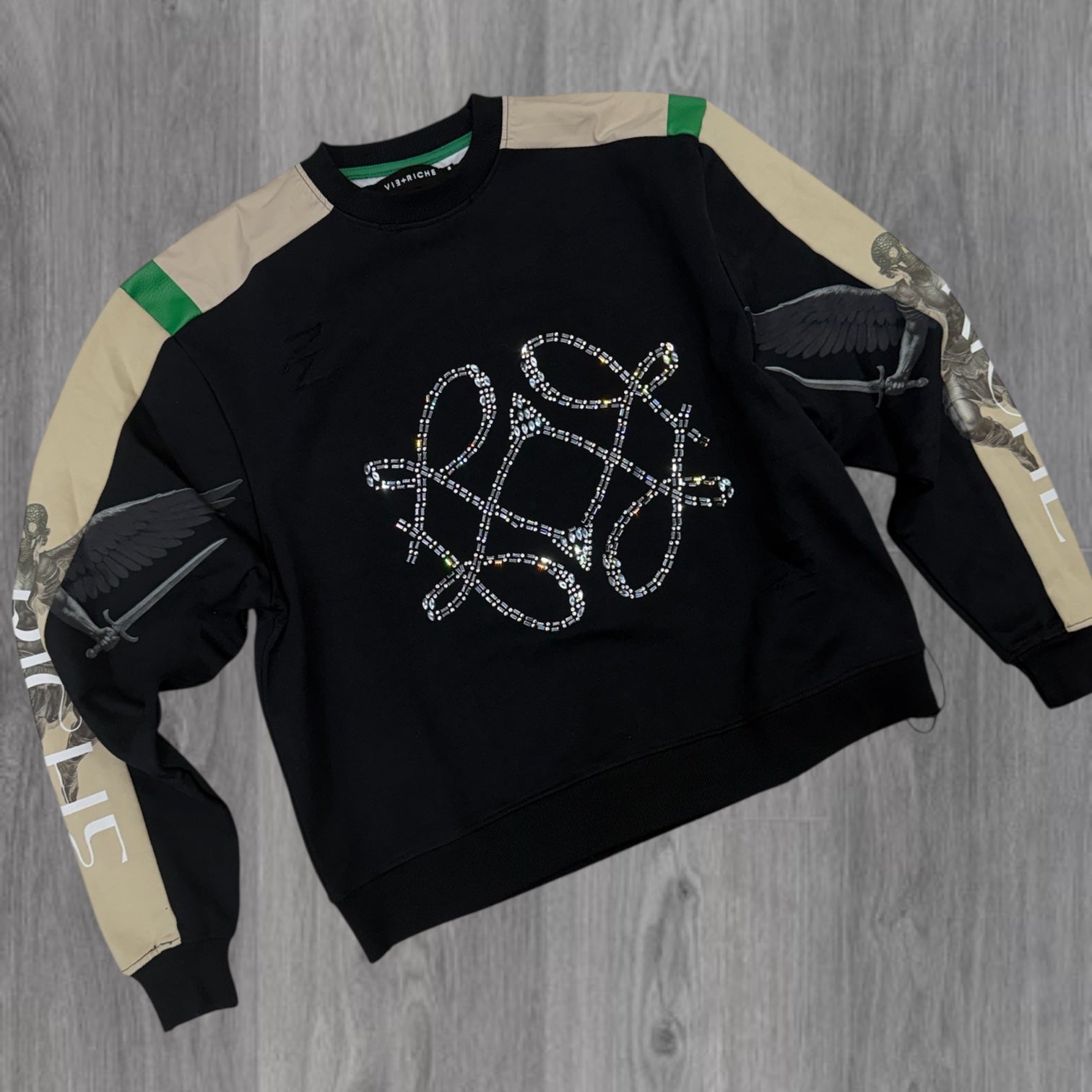 VR - Crew Sweatshirt - Black - 1715