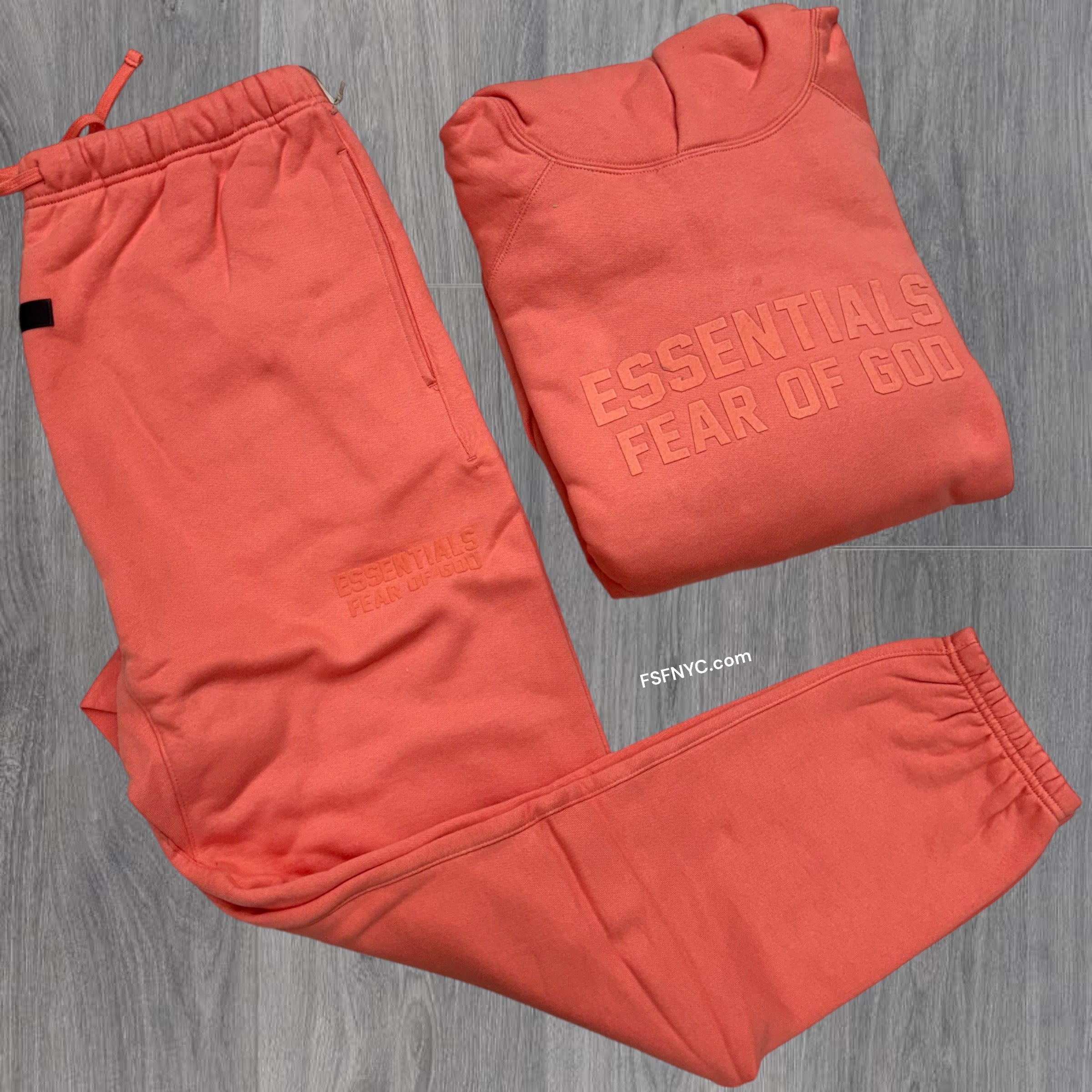 Essential Big Logo Coral Men Set