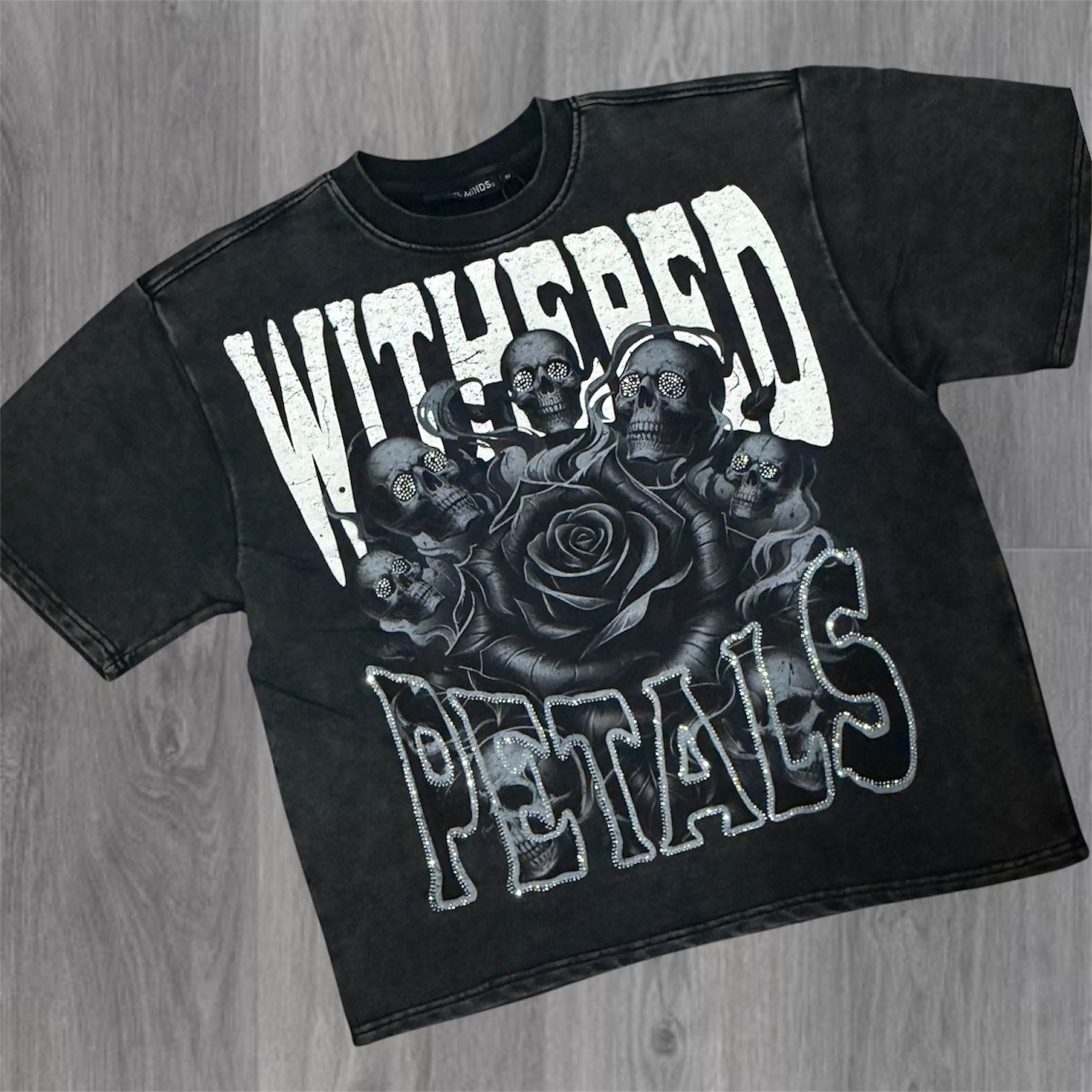 Withered Petals T-shirt  - Black - 11132